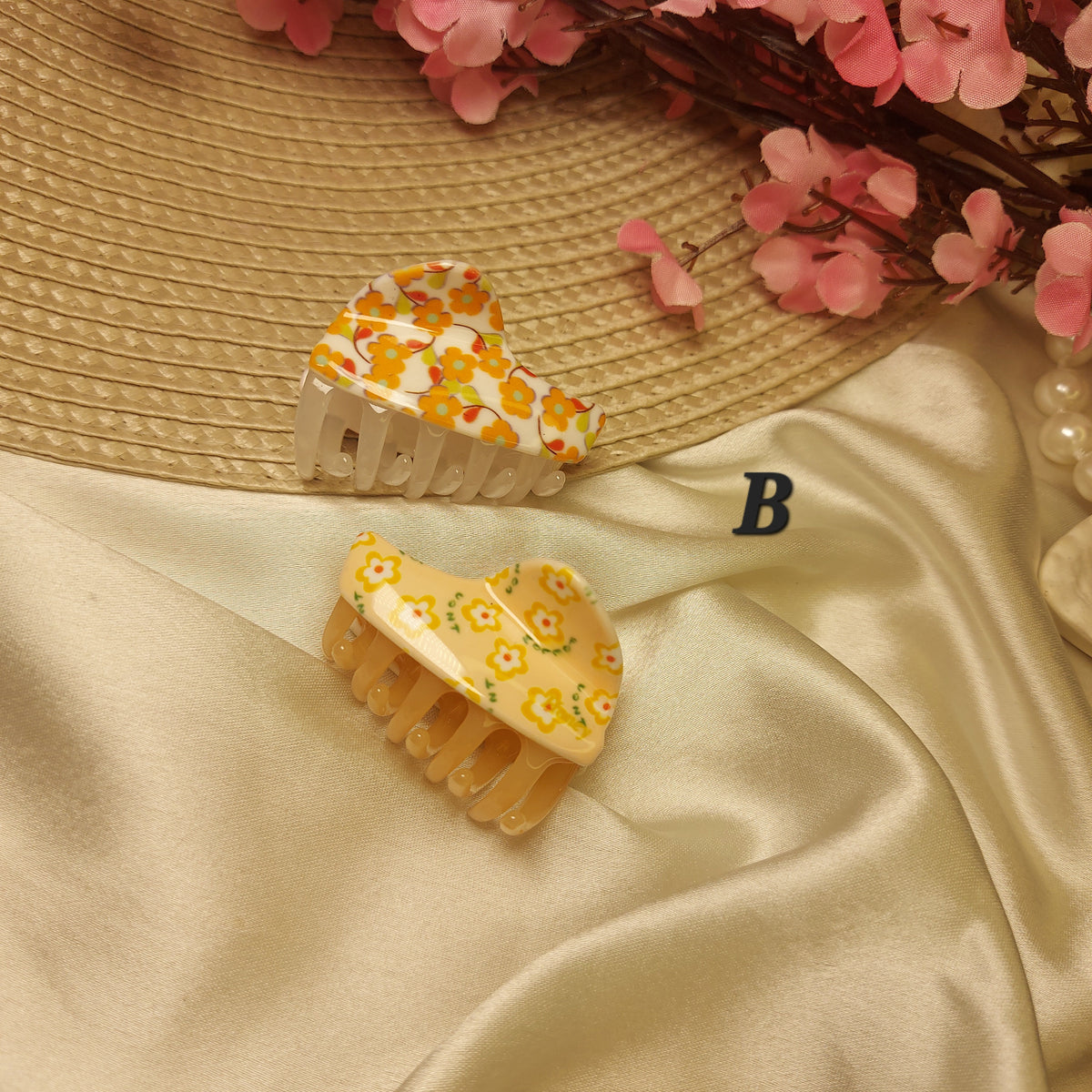 Honey Sheet floral Claw Clip (Set of 2) – Elegant Strong Grip Hair Clutcher for Women - 4.5CM