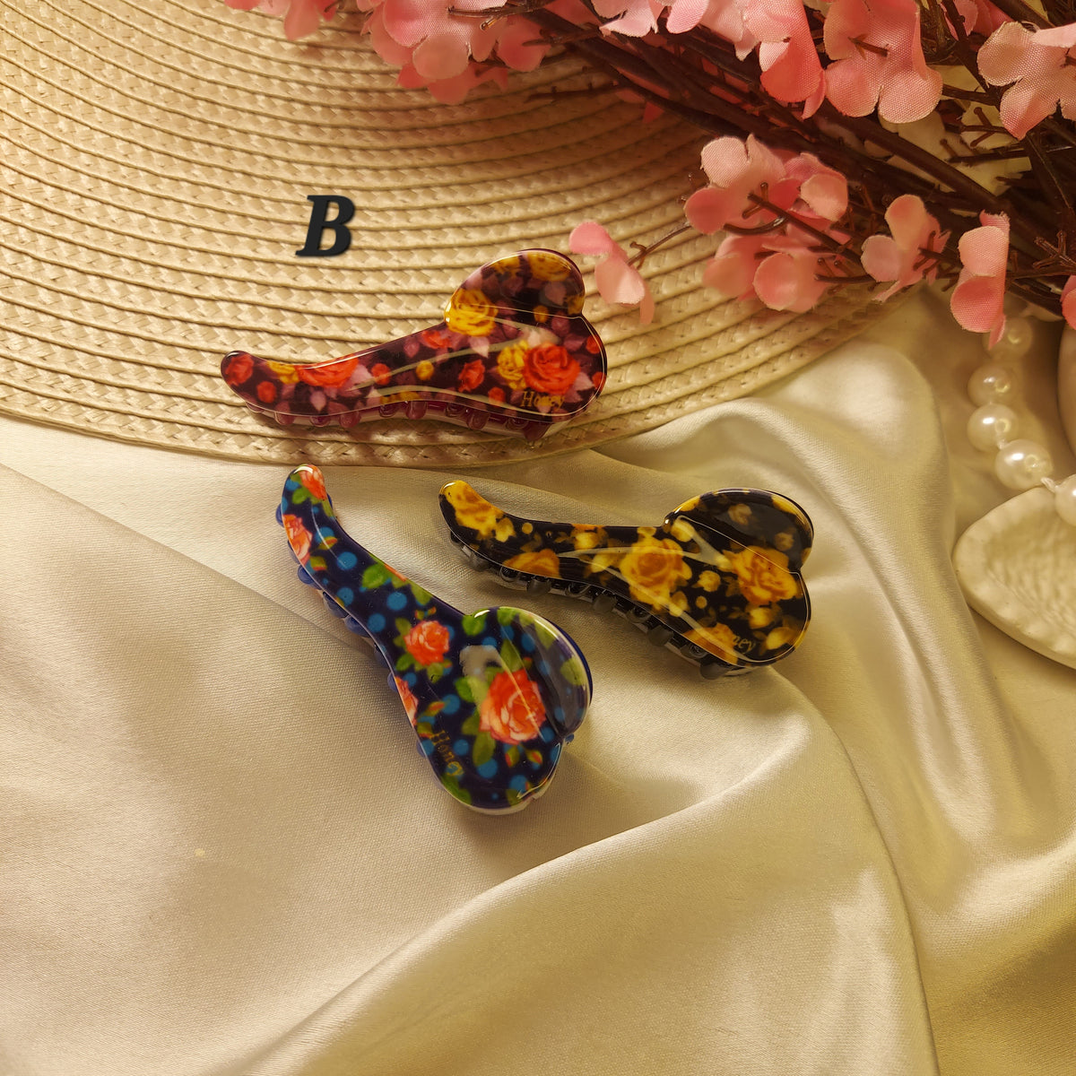 Honey Sheet floral Claw Clip (Set of 3) – Elegant Strong Grip Hair Clutcher for Women - 6CM