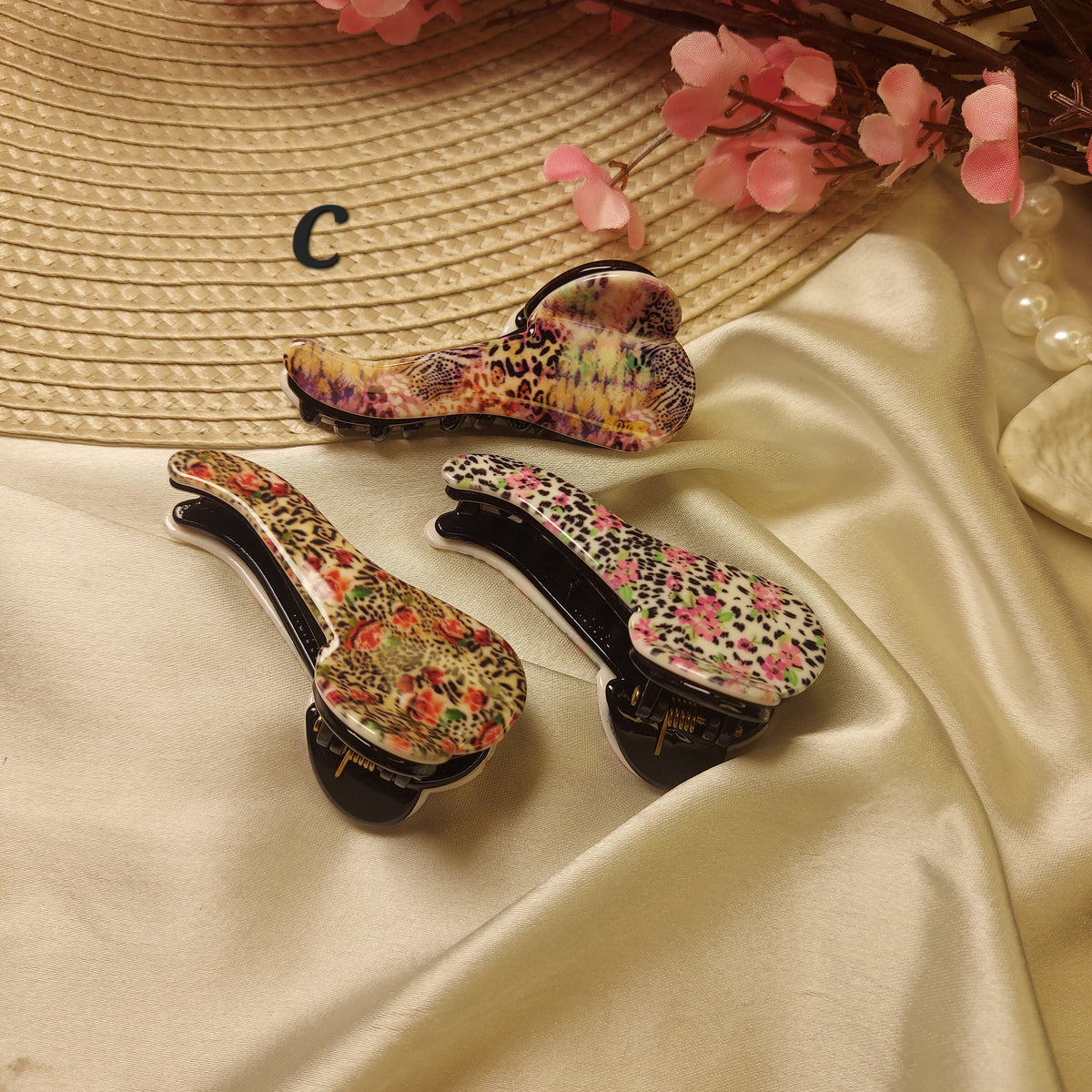 Honey Sheet floral Claw Clip (Set of 3) – Elegant Strong Grip Hair Clutcher for Women - 6CM