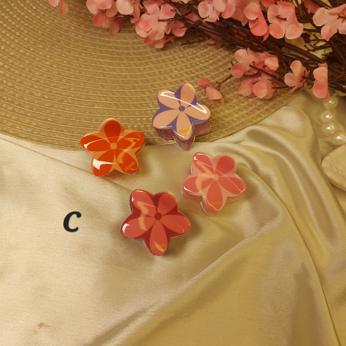 Honey Sheet Floral Claw Clip (Set of 4) – Elegant Strong Grip Hair Clutcher for Women - 3CM