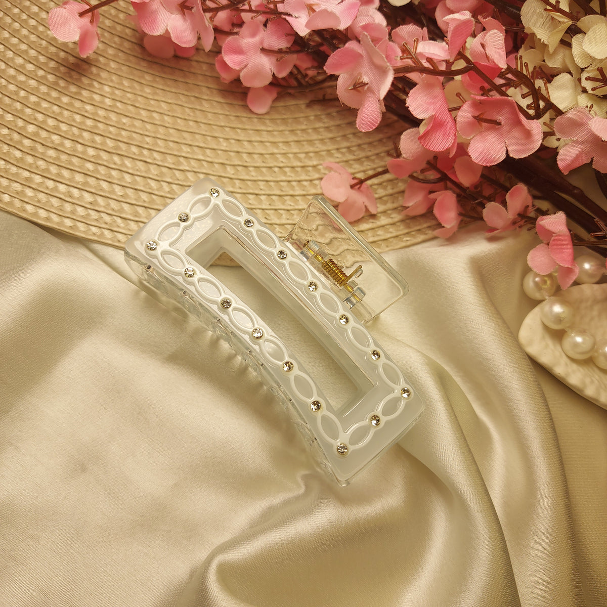 BOFEINI RECTANGLE HAIRCLIP for Women – 8CM | Strong Grip Hair Clip | Daily & Party Wear