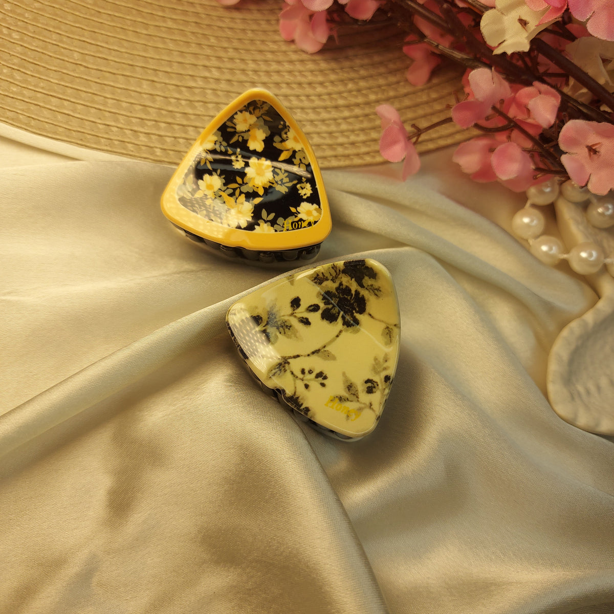 Honey Bohemian floral Bloom Claw Clip Set of 2– Premium Acrylic Hair Claws -5CM
