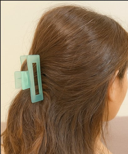 A CLASSIC HAIRCLAW UV-coated - 9CM approx